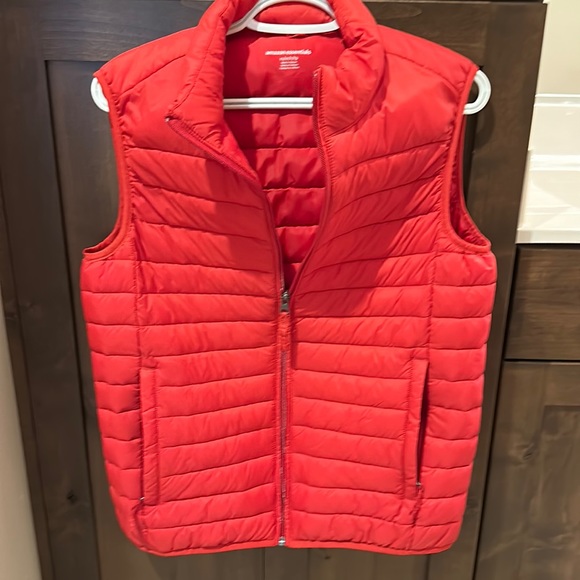 Orange puffer vest - Picture 1 of 5